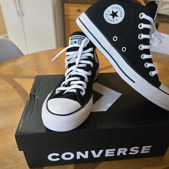 Women's Chuck Taylor All Stat Mid Converse Madison Sneakers - NEW IN BOX! - Picture 15 of 16